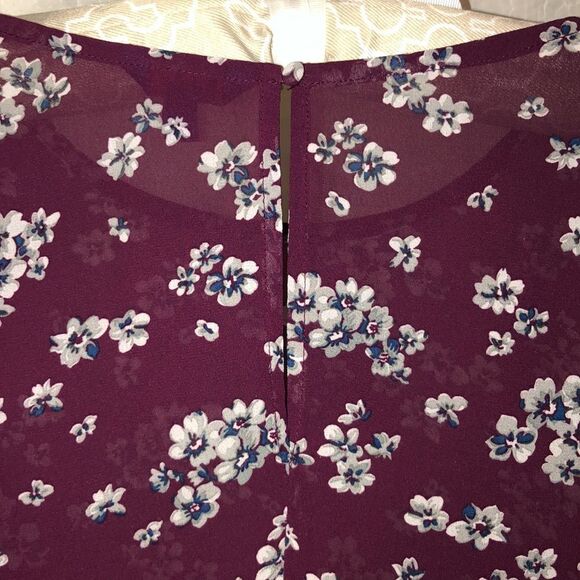 Aeropostale L Burgundy White Gray Blue Floral Baby Doll Long Bell Sleeve Blouse - Picture 12 of 16